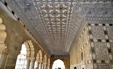 04 Fort_Amber_and Elephants,_Jaipur_DSC5113_b_H600